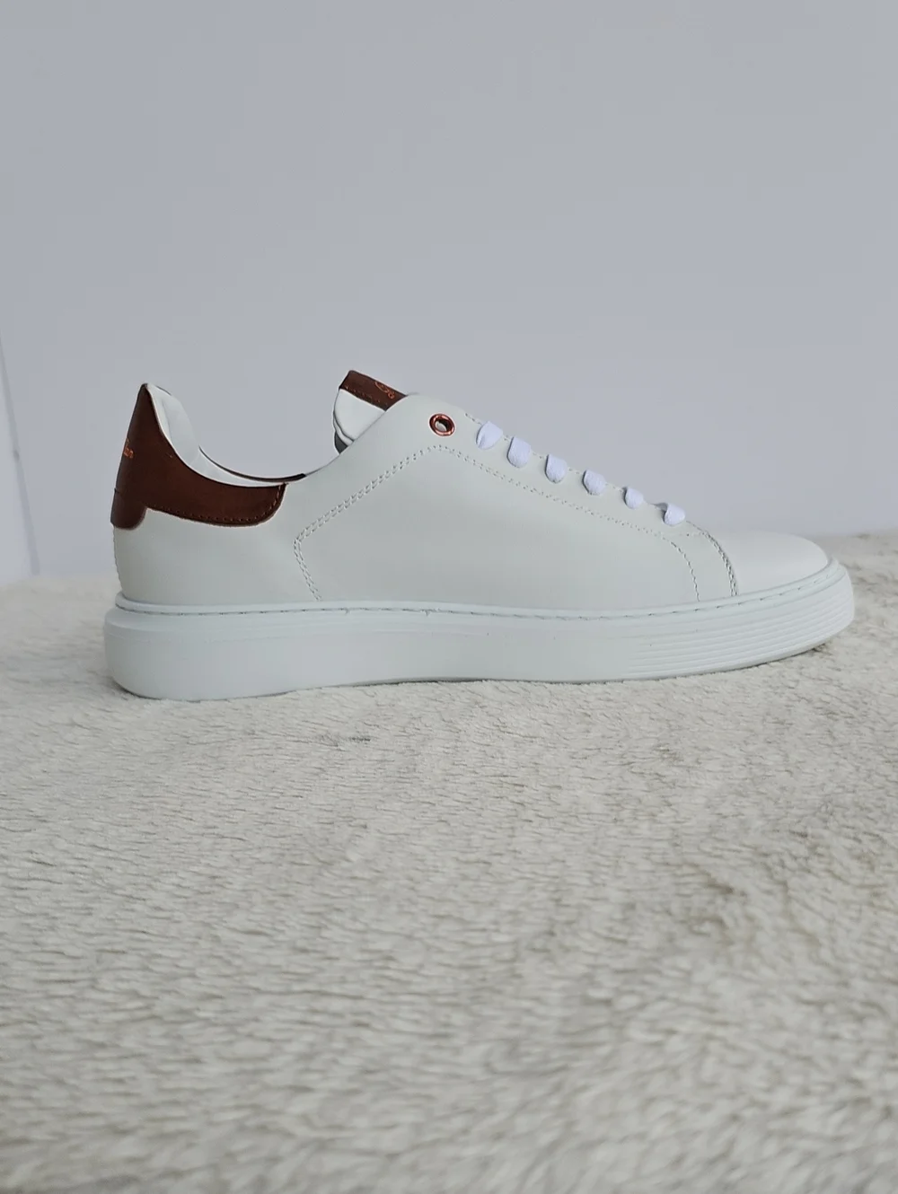 ​NIB Good Man Brand Men's White Leather Low Top Sneakers Sz 7.5